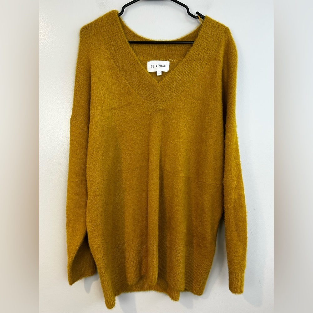 Olive & Oak Mustard Yellow Cozy Fuzzy V-neck Oversized Sweater Size Large